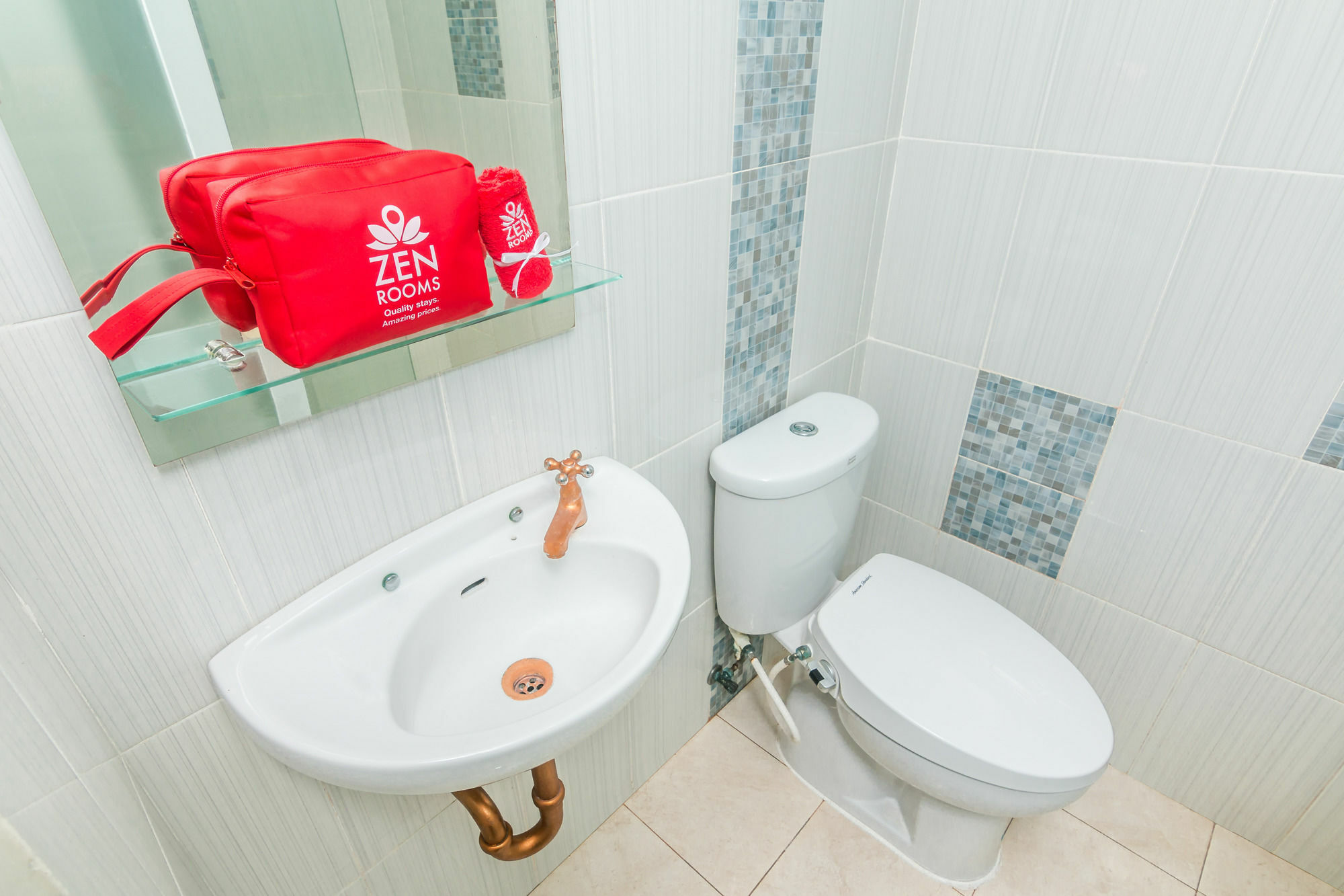 Zen Rooms Basic Jimbaran Taman Mulia エクステリア 写真